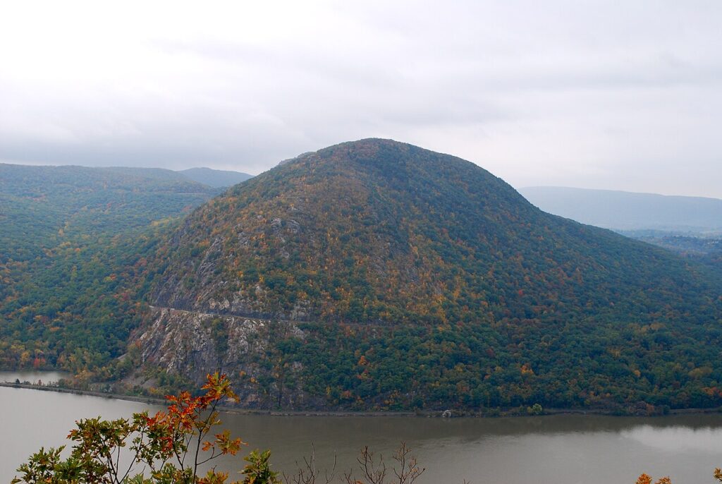 Storm King Mountain